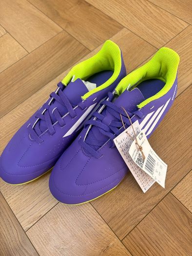 Adidas football boots -Size 4.5 UK