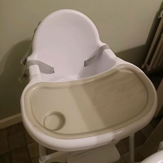 2 x Toddler High Chair (ONLY 1 LEFT)