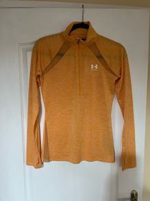 Under armour top