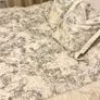 Silk custom made bed throw and pillows Image 2
