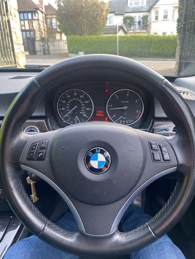 BMW 3-Series Touring 2012