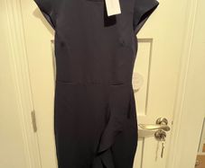 Brand new Paper Dolls dress size 8