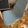 kitchen table and chairs Image 2