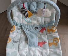 Graco Snack N Stow and Mamas papas bouncer