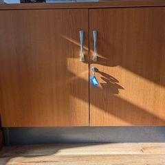 Office storage press lockable