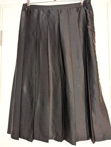 Stunning large pleat maxi skirt from L'ULTIMA