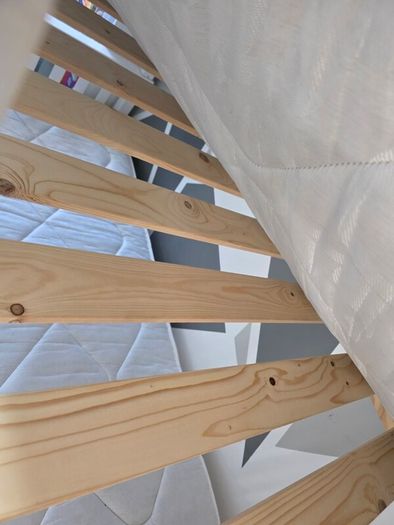 kids bunk bed