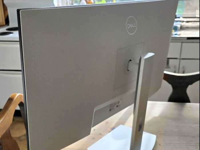 Dell 27 inch Monitor
