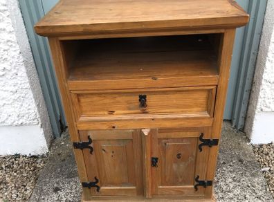 Pine TV Unit