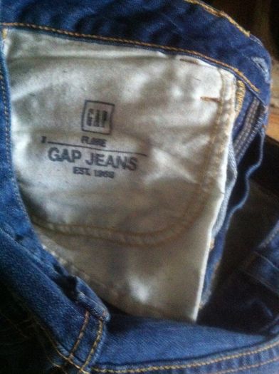 Gap Jeans in Fantastic Condition (size 8) American 4