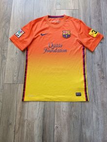 Vintage 2012/13 FC Barcelona Away Jersey Messi Era (Men's S)