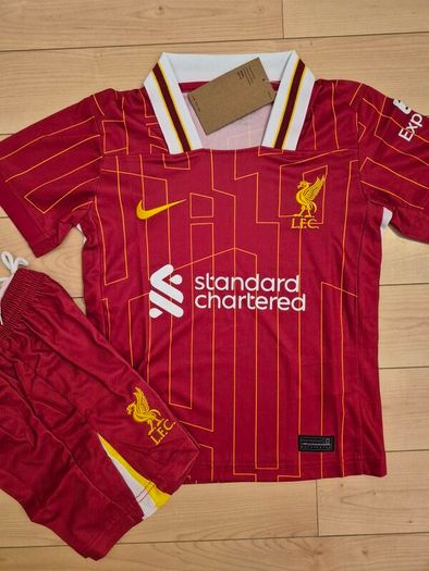 Liverpool jersey 24/25 kids and adults sizes