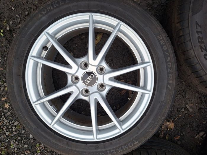 17" Genuine Audi Alloys with tyres
