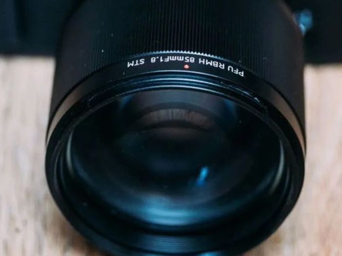 Viltrox 85mm f/1.8 STM Lens for Fujifilm X-Mount