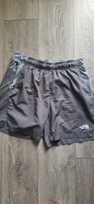 The North Face shorts mens size M