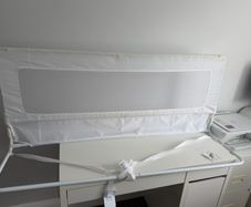 bed rail / toddler bed guard