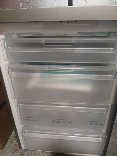 Seimens A+ under counter freezer