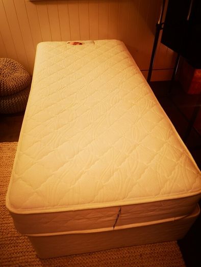 Respa single mattress and divan bed