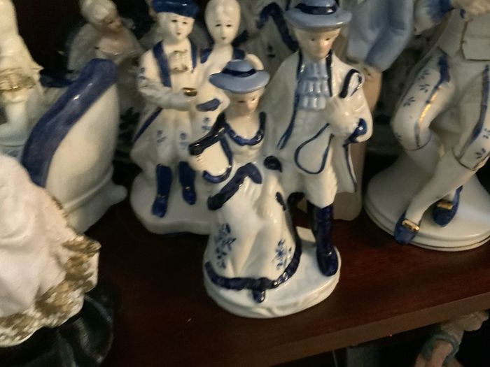 Clock, figures, Display Cabinet