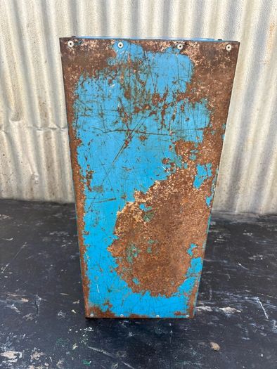 Vintage Eletricians toolbox