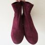 Red velvet ankle boots Size UK 6 / EU 39 / US 8.5 / 25.5 cm. Image 2
