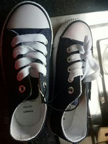 bnwt size 11 navy sparkly converse style shoe