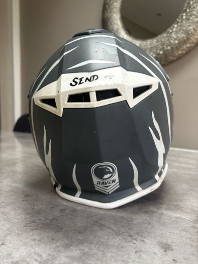 Raven Helmet Size M