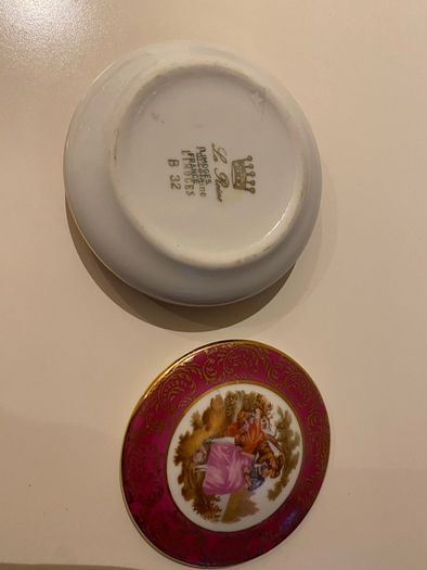 Limoges pretty vintage porcelain trinket box
