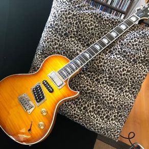 Epiphone Nighthawk Custom Reissue Trans Amber