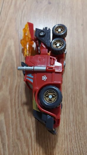 Transformer / toy / rodimus