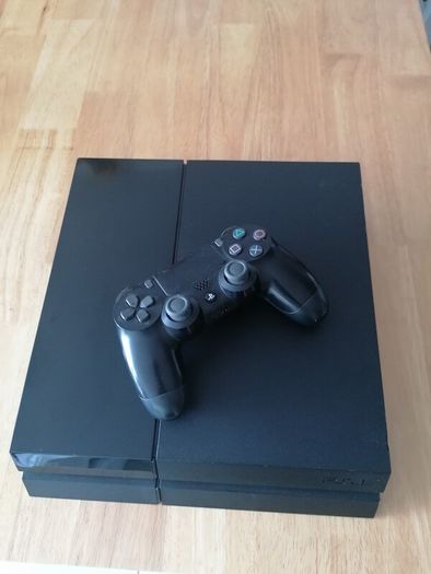 playstation 4 1000gb 12.02 low Firmware after full service done