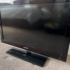 32 inch Samsung TV