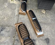 BMW grilles gloss and standard chrome