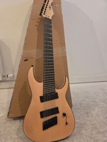 8 String Guitar [B-Stock]