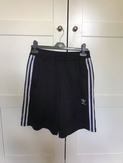 Mens adidas shorts size Small