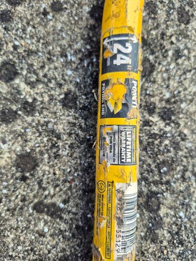 DeWalt crowbar