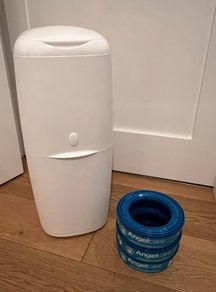 Diaper dispose bin and nappies