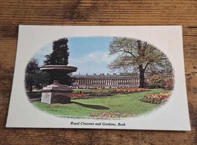 Vintage Postcard Royal Crescent and Gardens, Bath, England - free standard postage