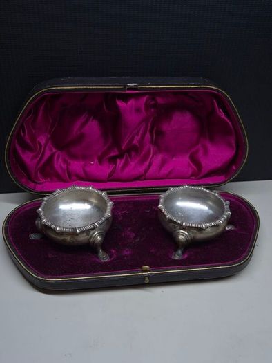 Antique Sterling Silver Salt Cellars Sheffield 1902 Cased Pair