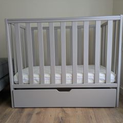 OBaby Bantam Space Saver Cot + Drawer + Sprung Mattress