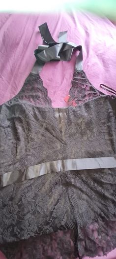 PLUS SIZE (26) Black Lace Halter Neck Top. New