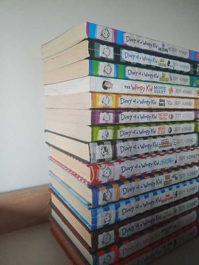 Diary of a Wimpy Kid Book Bundle  Jeff Kinney