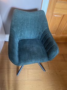 dining chairs set of three / each 25 euro