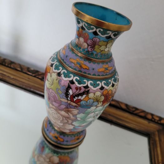 Vintage chinese cloisonne vase