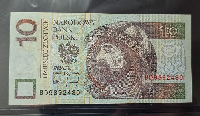 Poland 2 banknotes 100 zl and 10 zl from the 1994