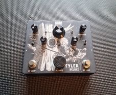 KMA audio Machines Tyler Deluxe line splitter pedal