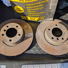 BMW 3 Series F31 front brakes discs and pads