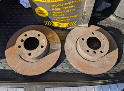 BMW 3 Series F31 front brakes discs and pads