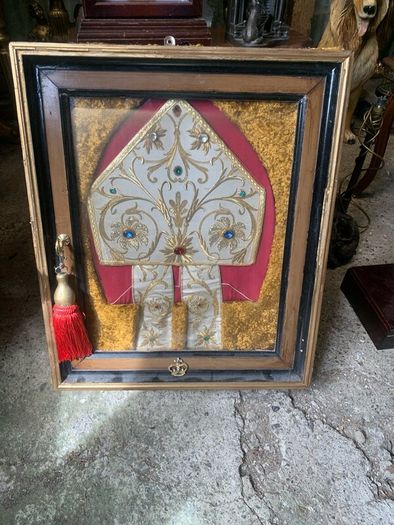 Job lot of antiques