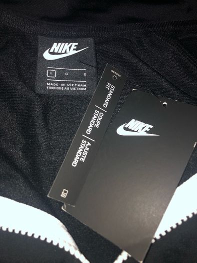 Nike top tracksuit size Large brand new with tag